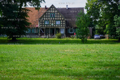 Gniazdowo na Żuławach. Dom podcieniowy. 27.06.2021...