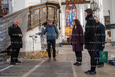 Prace remontowo - konserwatorskie w Bazylice Mariackiej...