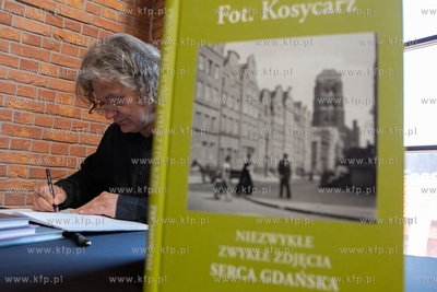 Filharmonia Bałtycka. Gdańskie Targi Książki. Maciej...