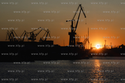 Gdańsk, Polski Hak. Nz. Zachód słońca nad Martwą...