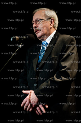 Gdynia. Teatr Miejski im Witolda Gombrowicza. VI Festiwal...