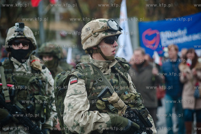 Gdynskie Urodziny Niepodleglej. Parada Niepodleglosci...
