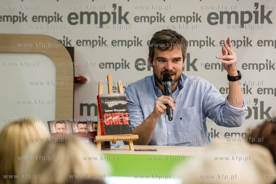 Gdansk. Salon Empik w C.H. Galeria Baltycka. Spotkanie...