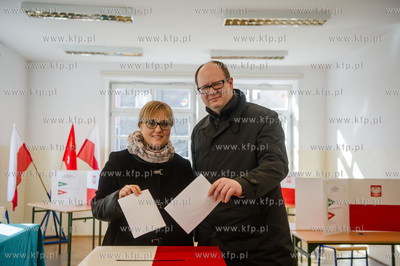 Gdansk. Obwodowa Komisja ds. Wyborow do Rady Dzielnicy...