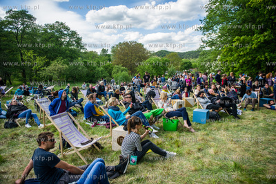 Gdansk. Laka przy Dworze Oliwskim. Weekendowa akcja...