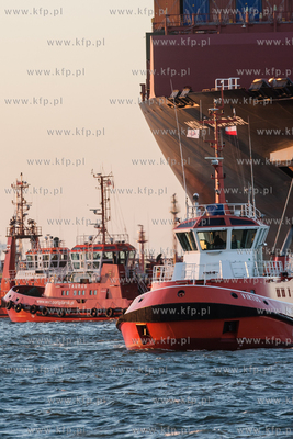 Gdansk. Terminal kontenerowy DCT. Kolejne zawiniecie...