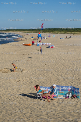 Gdansk. Letni wypoczynek na plazy miejskiej Stogi....