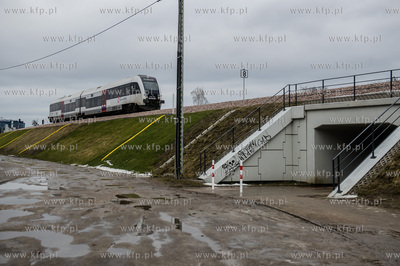 Gdańsk. Strzyża. Przejscie pieszo rowerowe pod trasą...