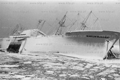 Obfite opady śniegu spowodowały liczne utrudnienia....