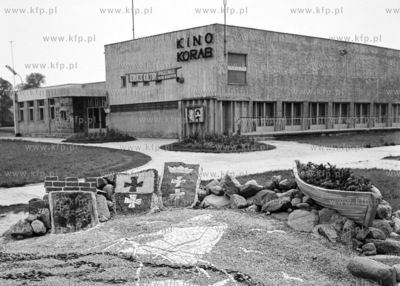 Kino "Korab" w Tolkmicku. 
09.1971
wrzesien1971_z.kosycarz_p43
Fot....