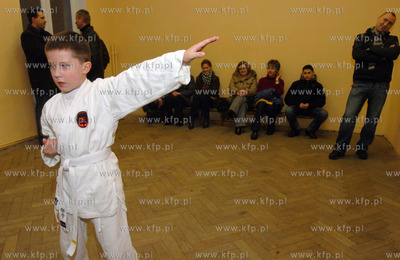 Niepogledzie, miejscowosc kolo Bytowa, woj. pomorskie,...