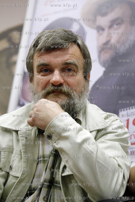 Galeria Baltycka. Spotkanie w EMPIK-u,  z aktorami...