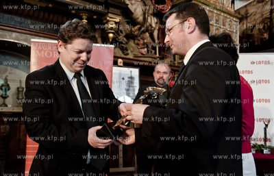 Gdansk. Dwor Artusa. Wreczenie nagrod w plebiscycie...