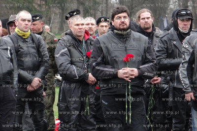 Braniewo. Ponad 300 motocyklistow z Rosji i Polski...