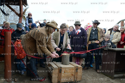 11.11.2013 o godz. 11:11 otwarto ZOO FARME W Debogorzu,...