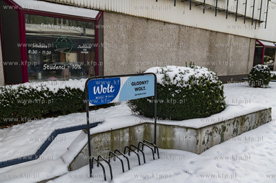 Gdańsk Wrzeszcz w zimowej aurze. Nz. Klub Max przy...