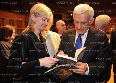 Gdansk. Filharmonia Baltycka. Areopag Gdanski. Debata...