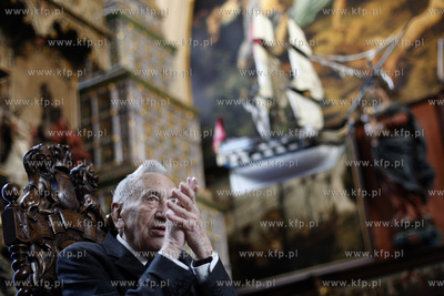 Gdansk. Dwor Artusa. Nadanie honorowego obywatelstwa...