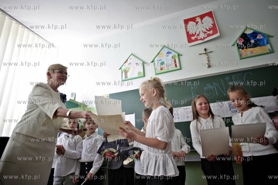 Gdansk. Szkola podstawowa nr 50. Zakonczenie roku szkolanego...