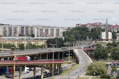 Gdynia. Estakada Kwiatkowskiego.

28.06.2013
fot....