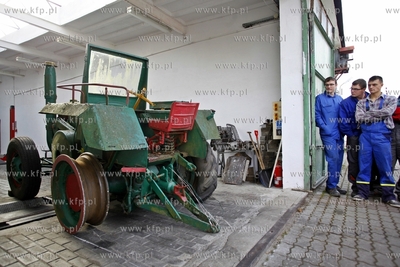 Traktor Ursus C451, ktory od przeszło 40 lat zdobi...