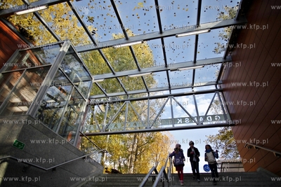 Wyremontowany przystanek Szybkiej Kolei Miejskiej Gdansk...