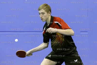 Tomasz Kotowski, tenisista stolowy. 18.11.2013 fot....