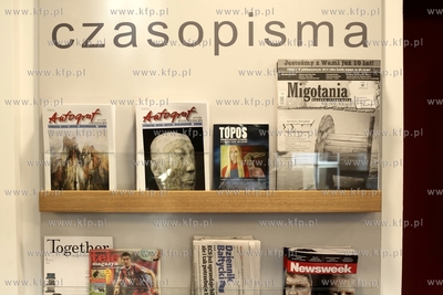 Gdansk. Sw. Ducha.  Otwarcie Biblioteki pod Zolwiem...