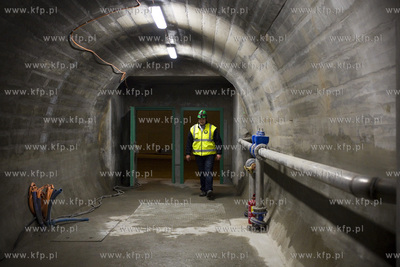 Konferencja prasowa i przejazd zabytkowym autobusem...