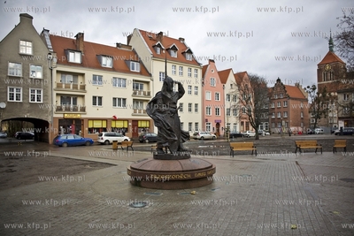 Gdańsk. Remont skweru przy ulicy Szerokiej.
10.12.2016
fot....