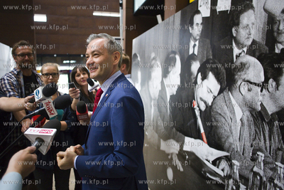 Gdańsk. 37. Rocznica Porozumień Sierpniowych. Konferencja...
