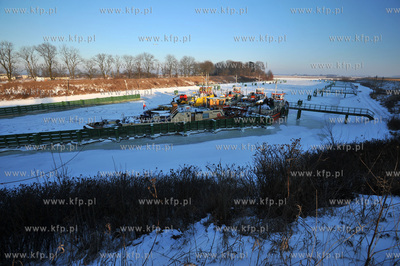 Gdansk Przegalina. Baza flotylli lodolamaczy dzialajacych...