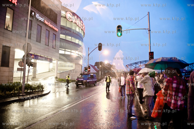 Gdansk Wrzeszcz. Ewakuacja Centrum Hadlowego Galeria...