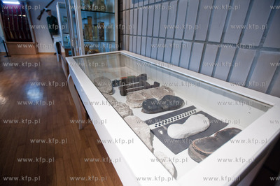 Uniwersytet Gdanski. Wydzial Prawa i Administracji....