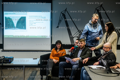 Gdańsk. Europejskie Centrum Solidarności. Konferencja...