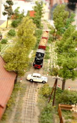 "Swiat Modelarstwa - targi, wystawa, gielda" to jedna...