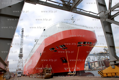 Chrzest samochodowca ro-ro Tarifa zbudowanego przez...