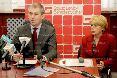 Gdynia. Konferencja prasowa SLD, w ktorej udzial wzial...
