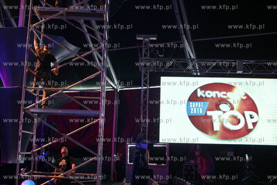 TOP Trendy na sopockim hipodromie. Nz. ostatnie przygotowania...