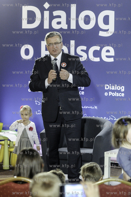 Zamek Gniew. Spotkanie Prezydenta Bronislawa Komorowskiego...