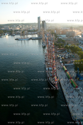 Tall Ships' Races 2009 w Gdyni z lotu ptaka. Zlot Wielkich...