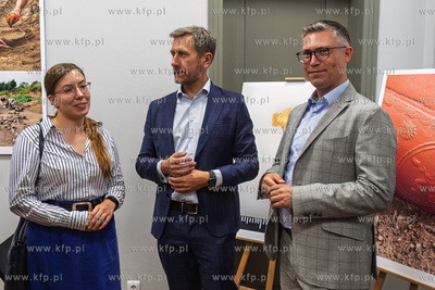 Prezentacja wyników badań archeologicznych na terenie...