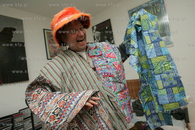 Pawel Konnak Konjo przygotowuje sie do zimy, wyciagnal...