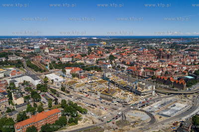Budowa centrum handlowego Forum Gdańsk. Środkiem...