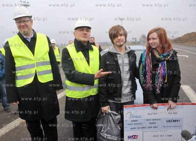 Oficjalne rozpoczecie budowy nowego terminalu, plyty...