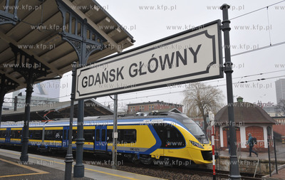 Gdansk, Dworzec Glowny PKP. Inauguracyjny, pierwszy...