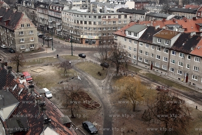 Plac ks. Gustkowicza w Gdansku NowymPorcie. 04.02.2013...