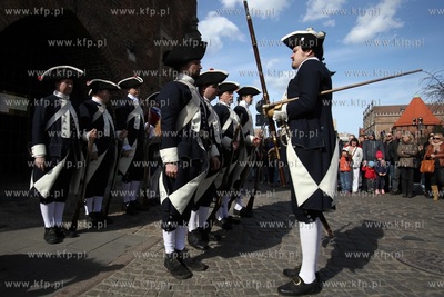 Gdańsk. Plac między Złotą Bramąi Katownią. Historyczna...