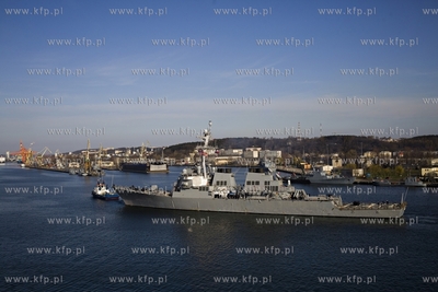 Wizyta amerykańskiego niszczyciela USS Donald Cook...
