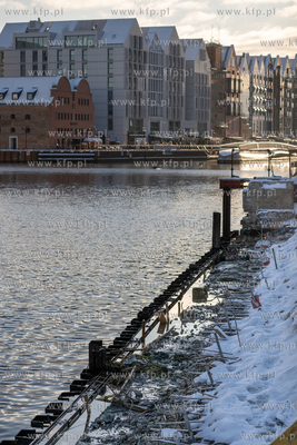 Remont Długiego Pobrzeża w Gdańsku. 05.01.2024 fot....
